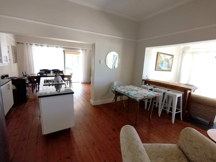 5 Bedroom Property for Sale in Jeffreys Bay Central Eastern Cape